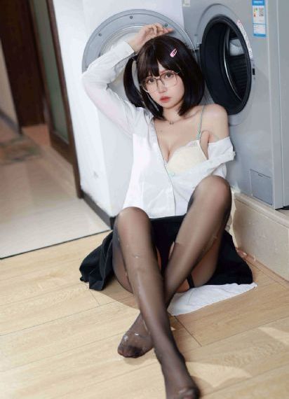 女特工